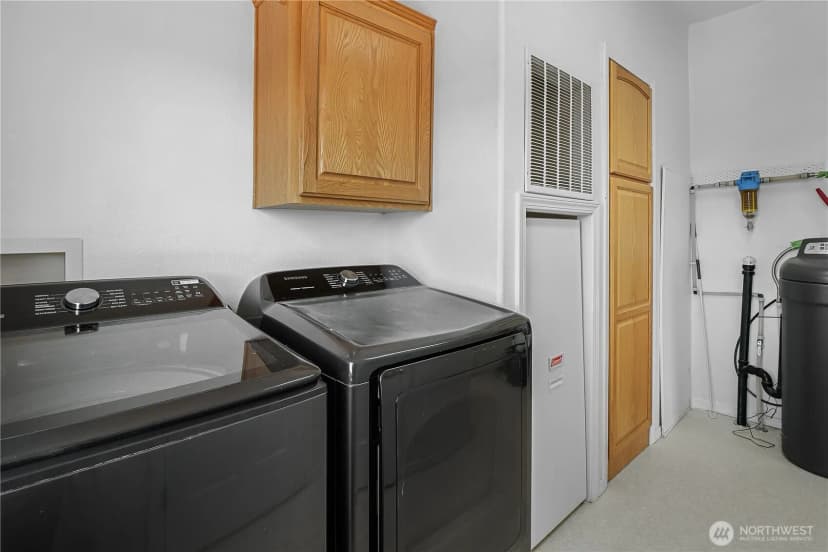 Property photo for 7012 Plaza Street Se, Othello photo 34