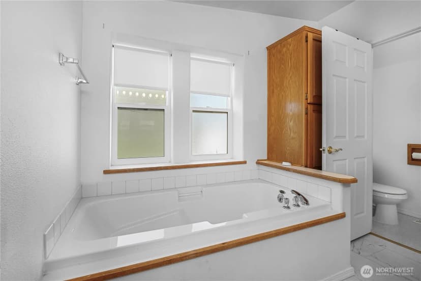 Property photo for 7012 Plaza Street Se, Othello photo 25