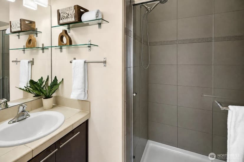 Property photo for 1232 N Northgate Way, Seattle photo 20