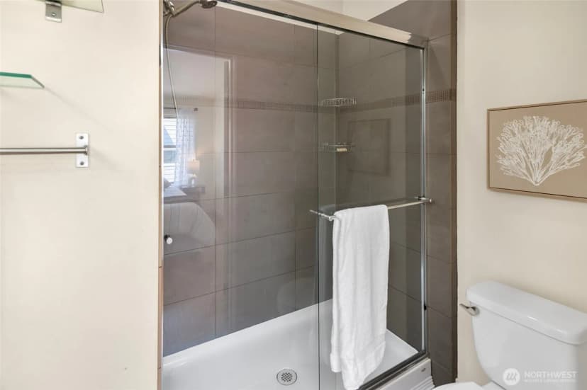 Property photo for 1232 N Northgate Way, Seattle photo 21