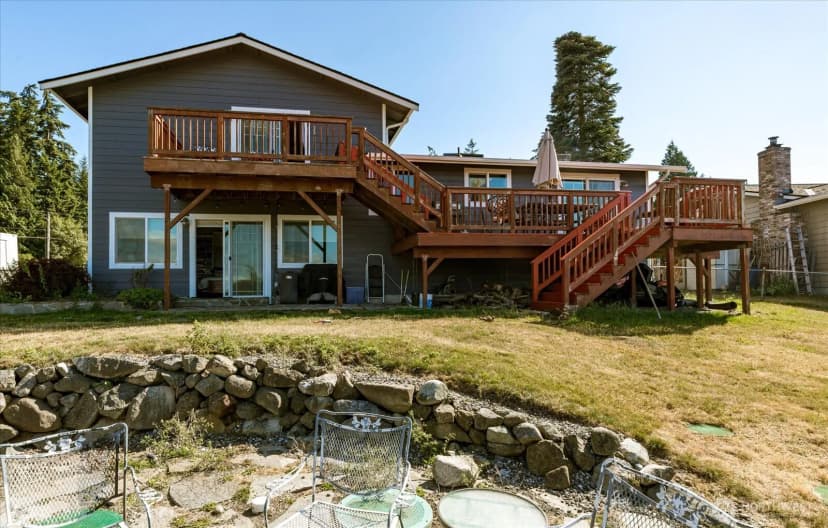 Property photo for 379 Elderberry Street, Oak Harbor photo 35