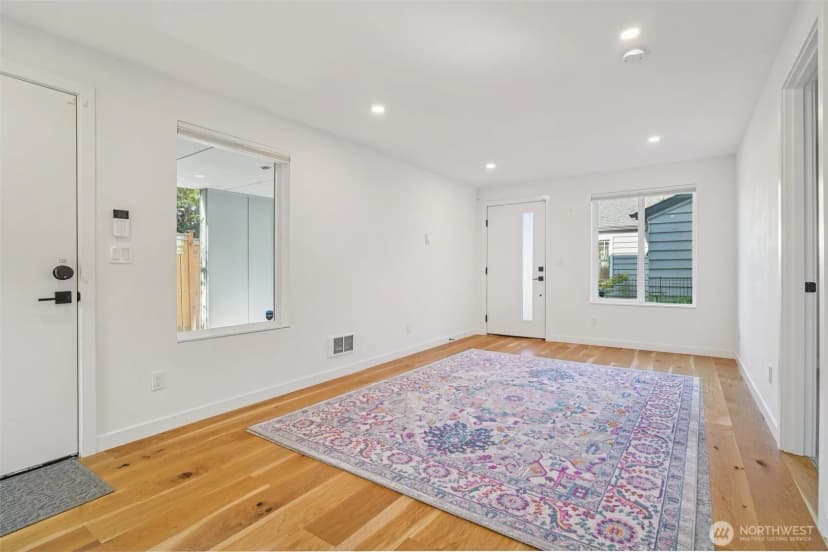 Property photo for 8020 17th Avenue Nw, Seattle photo 19
