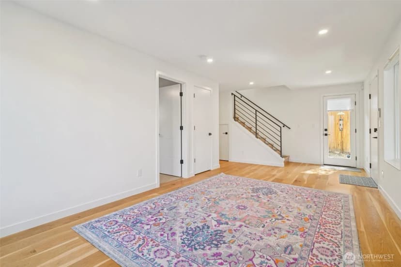 Property photo for 8020 17th Avenue Nw, Seattle photo 18