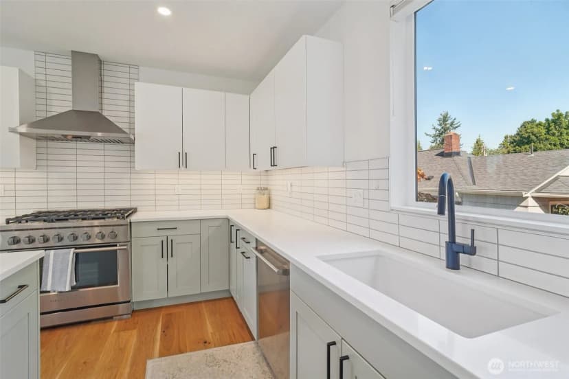 Property photo for 8020 17th Avenue Nw, Seattle photo 8