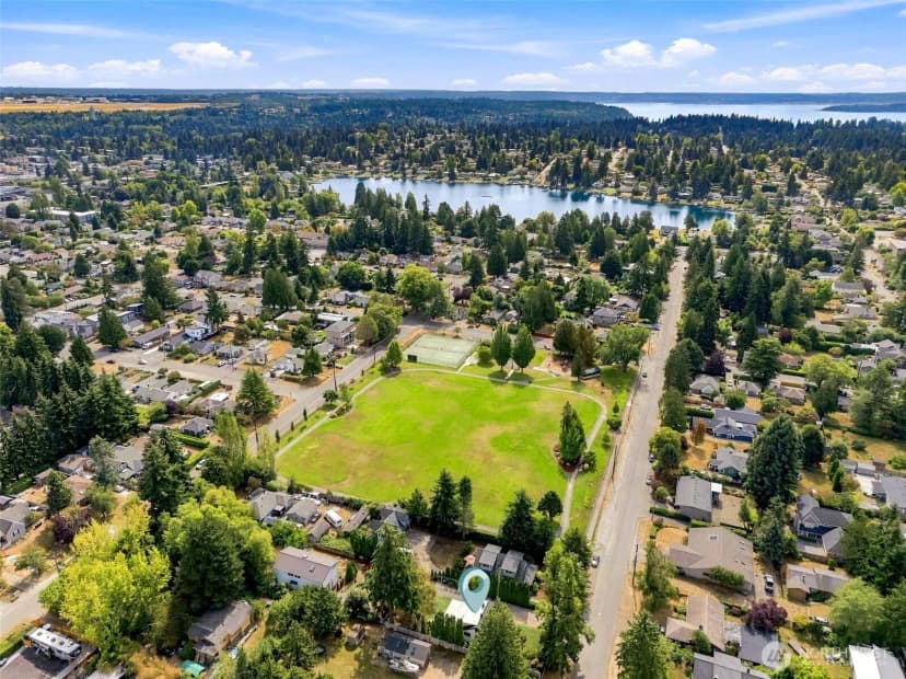 Property photo for 14622 18th Avenue Sw, Burien photo 28