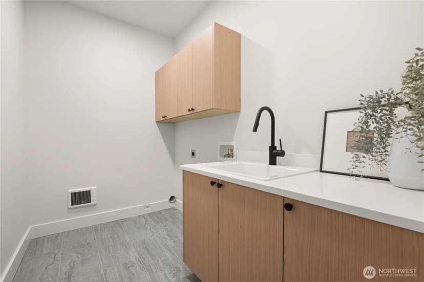 Property photo for 9909 Ne 200th Street #a, Bothell photo 32