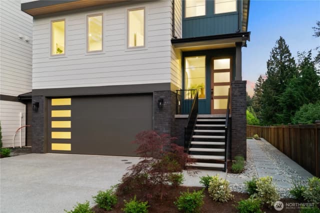 Property photo for 9909 Ne 200th Street #a, Bothell photo 2