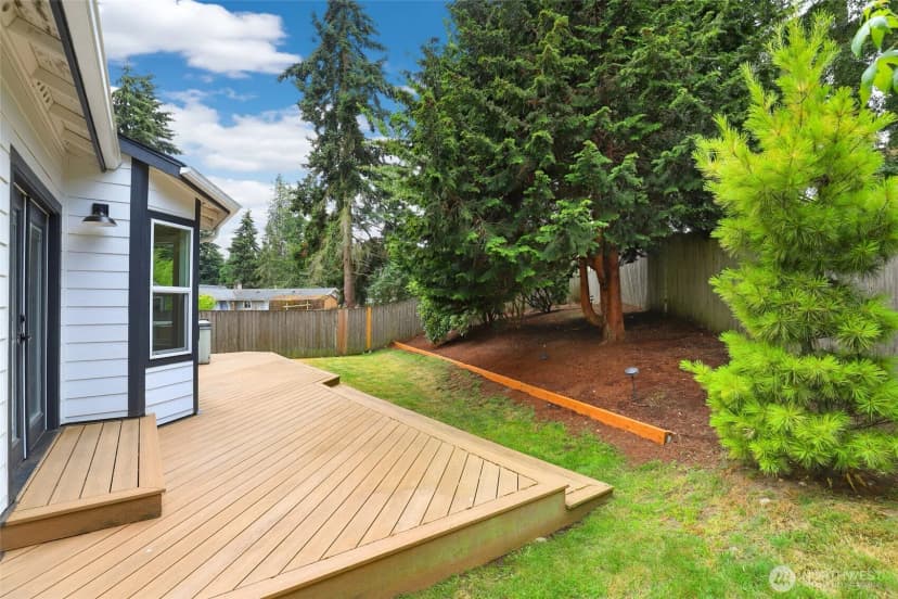Property photo for 303 S 302nd Place, Federal Way photo 27