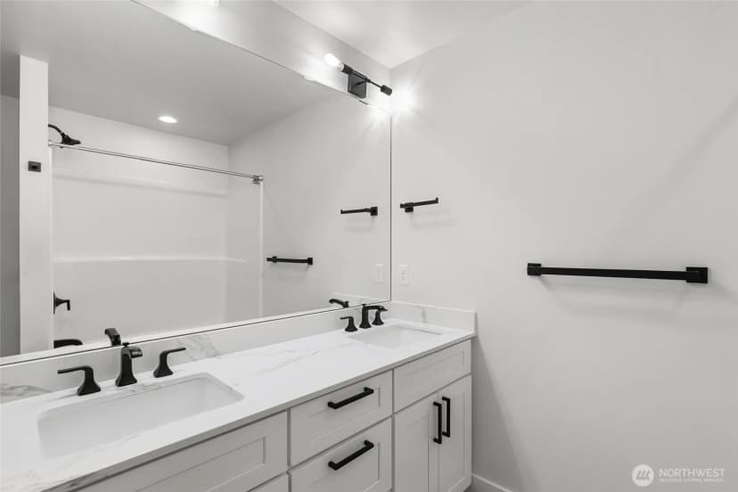 Property photo for 303 S 302nd Place, Federal Way photo 25