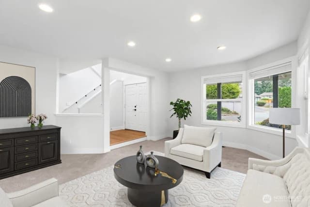 Property photo for 303 S 302nd Place, Federal Way photo 3