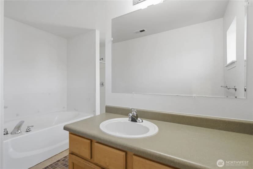 Property photo for 18144 168th Way Se, Renton photo 34