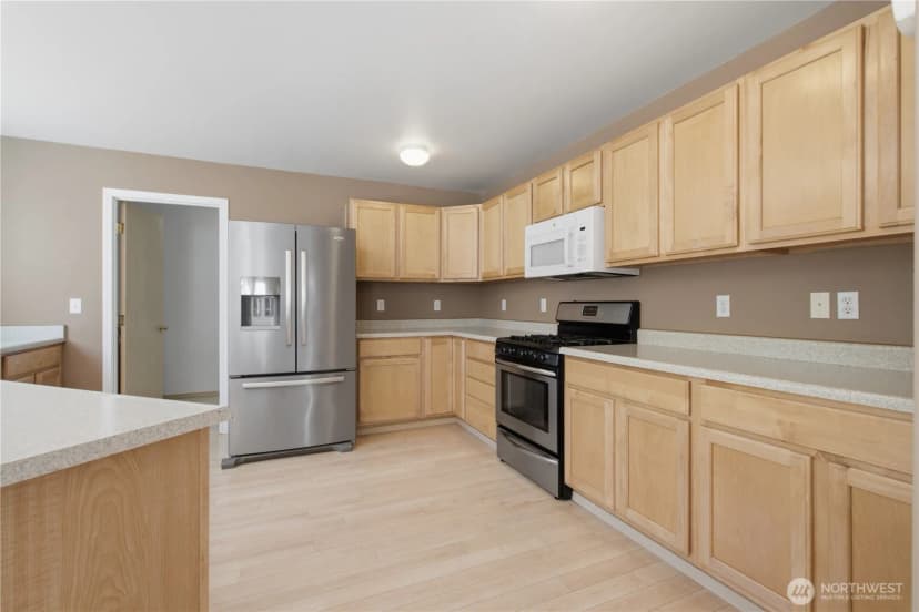 Property photo for 18144 168th Way Se, Renton photo 12