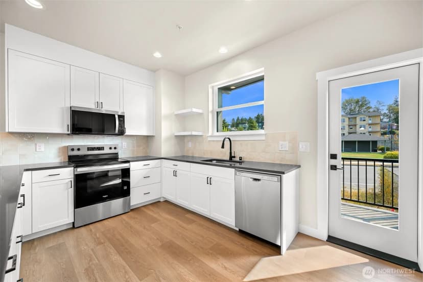Property photo for 219 Prince Avenue #104, Bellingham photo 8