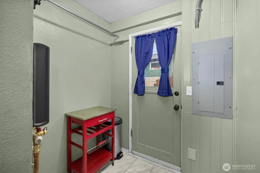 Property photo for 3425 Hoyt Avenue, Everett photo 21