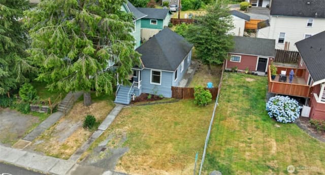 Property photo for 3425 Hoyt Avenue, Everett photo 2