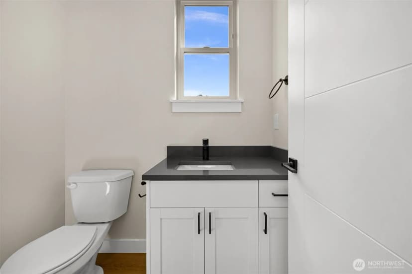 Property photo for 219 Prince Avenue #102, Bellingham photo 17