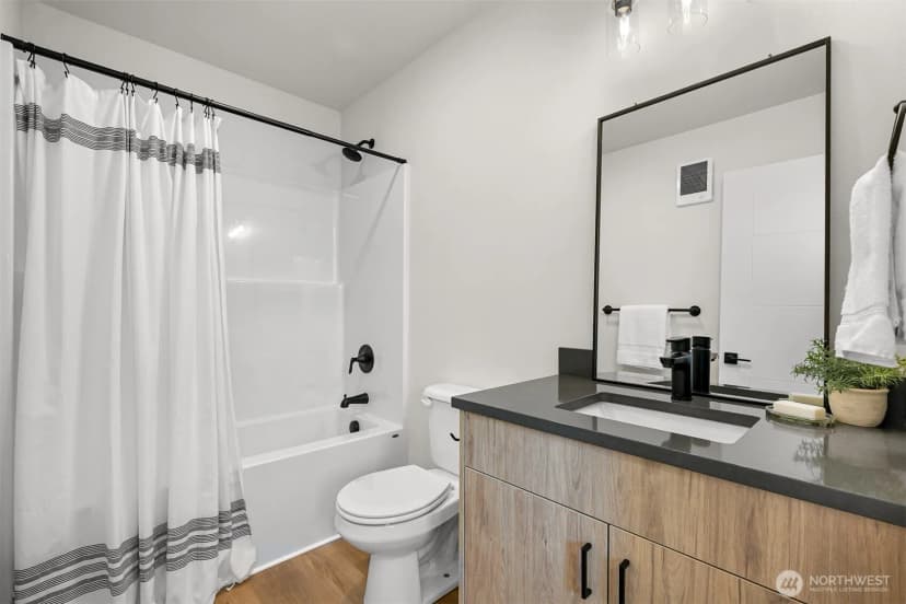 Property photo for 219 Prince Avenue #101, Bellingham photo 28