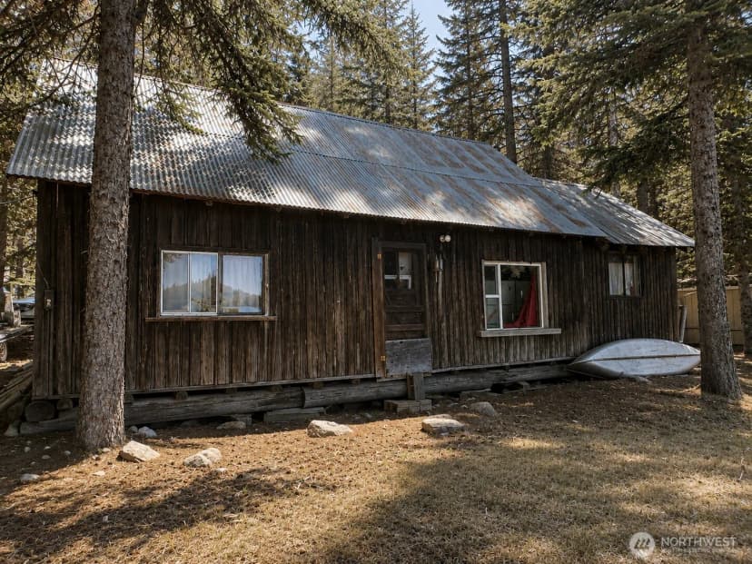 Property photo for 282 Thompson Street, Riverside