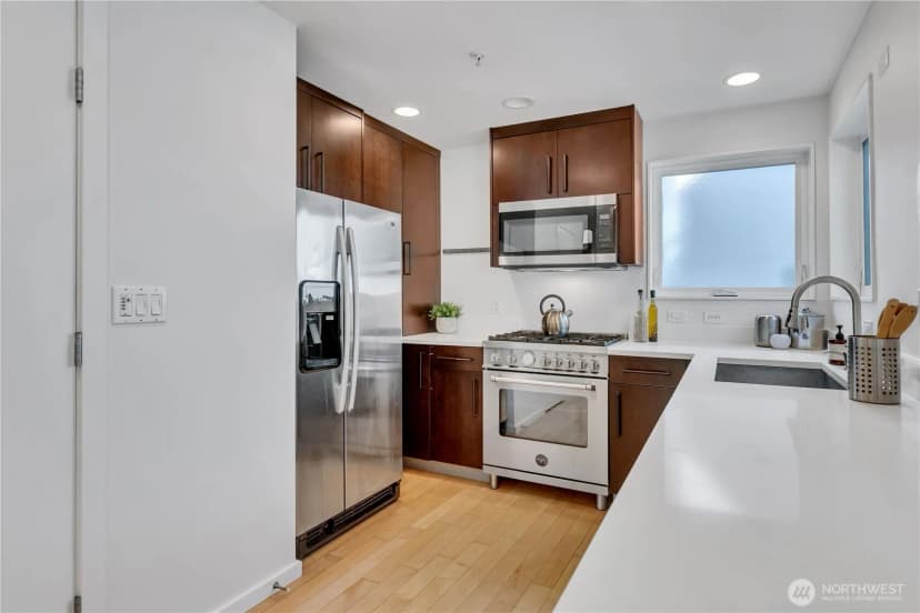 Property photo for 1114 29th Avenue S #a, Seattle photo 12