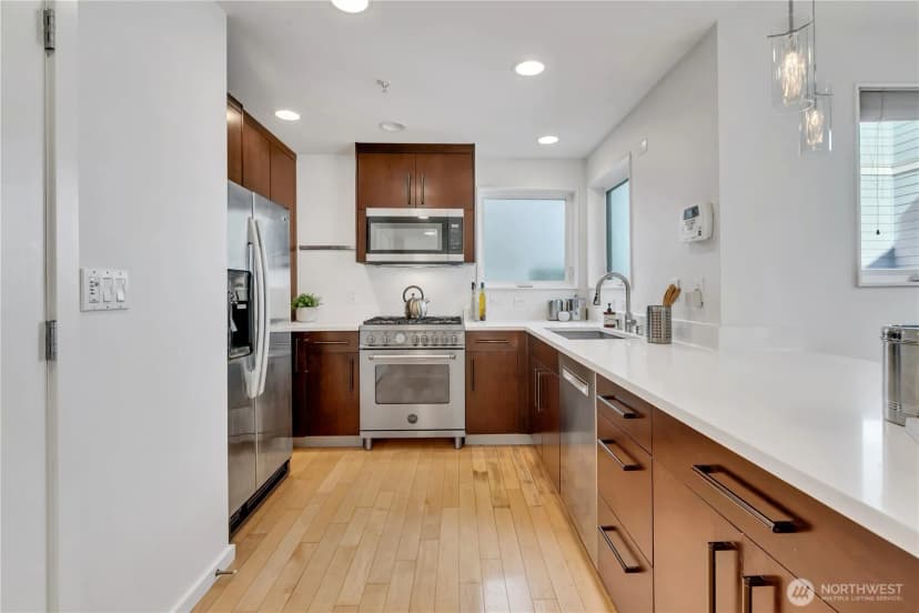 Property photo for 1114 29th Avenue S #a, Seattle photo 11