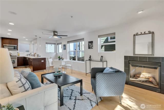 Property photo for 1114 29th Avenue S #a, Seattle photo 3