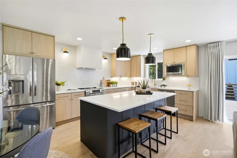 Property photo for 5946 18th Avenue Sw #1, Seattle photo 13