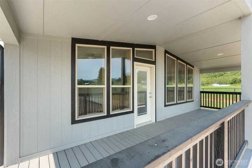 Property photo for 210 Mossyrock Road W, Mossyrock photo 3