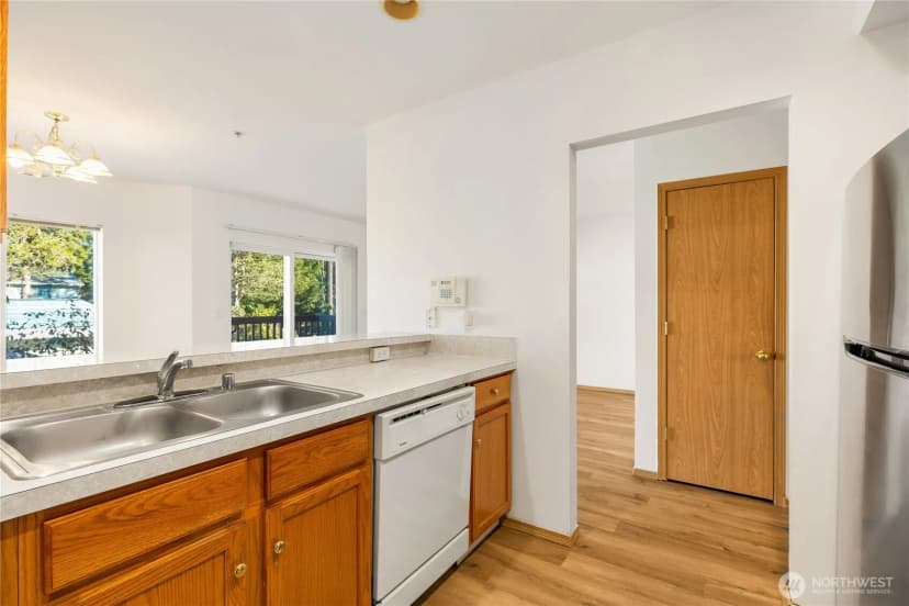 Property photo for 15815 Admiralty Way #c4, Lynnwood photo 11
