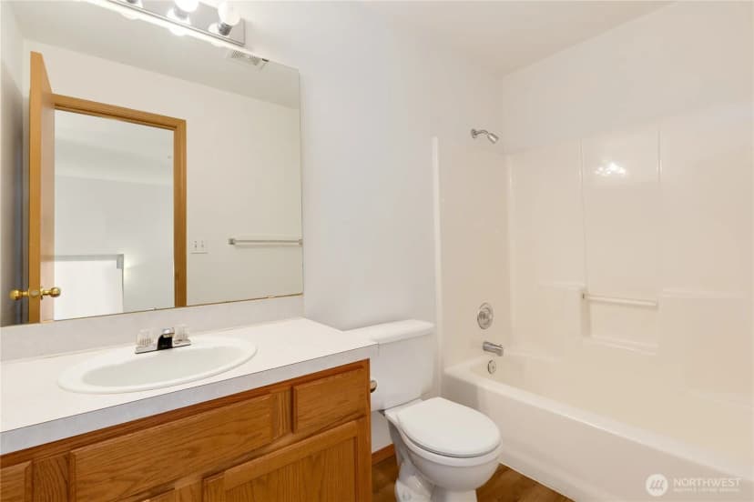 Property photo for 15815 Admiralty Way #c4, Lynnwood photo 18