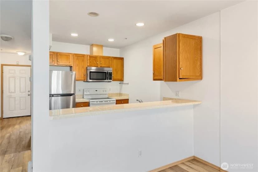 Property photo for 15815 Admiralty Way #c4, Lynnwood photo 9