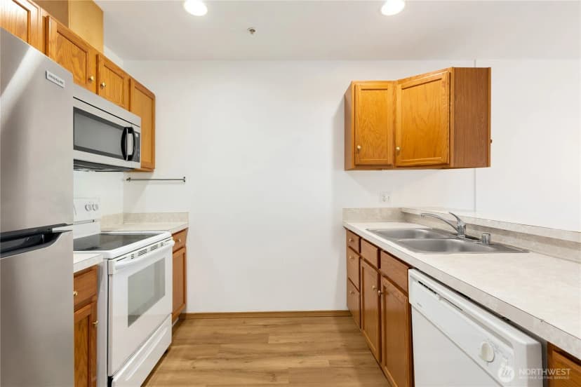 Property photo for 15815 Admiralty Way #c4, Lynnwood photo 10