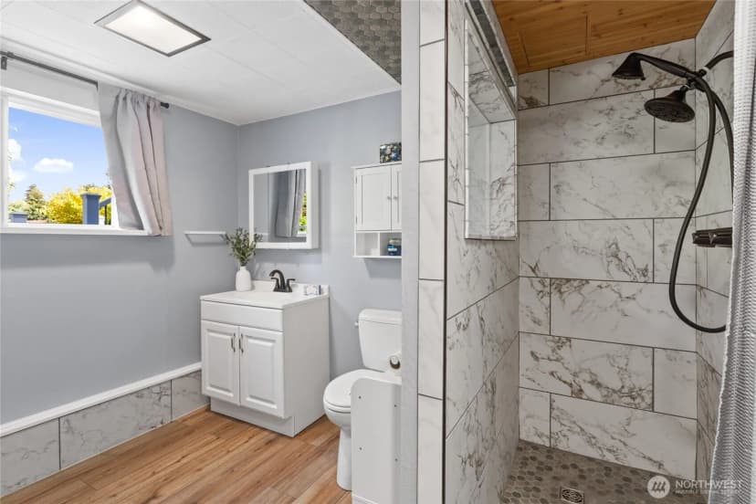 Property photo for 26432 Somerset Lane, Kent photo 25
