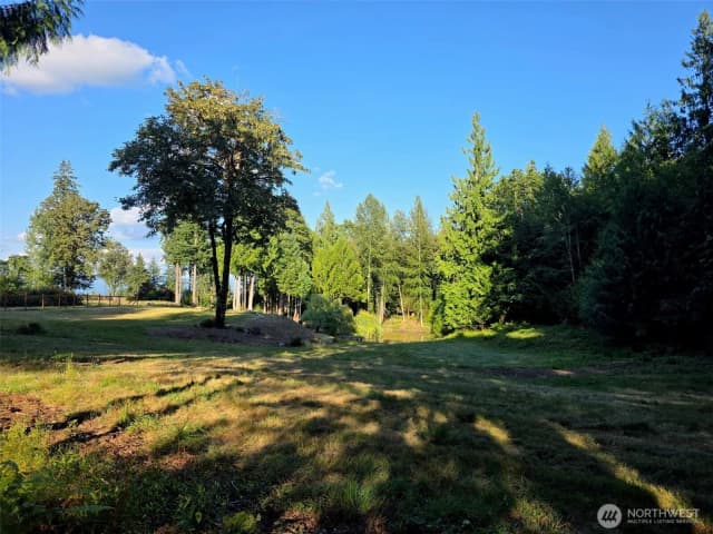 Property photo for 13324 242nd Avenue Ne, Woodinville photo 5