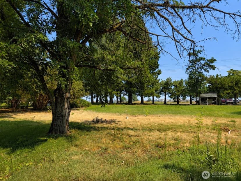 Property photo for 7 River Road W, Omak photo 23