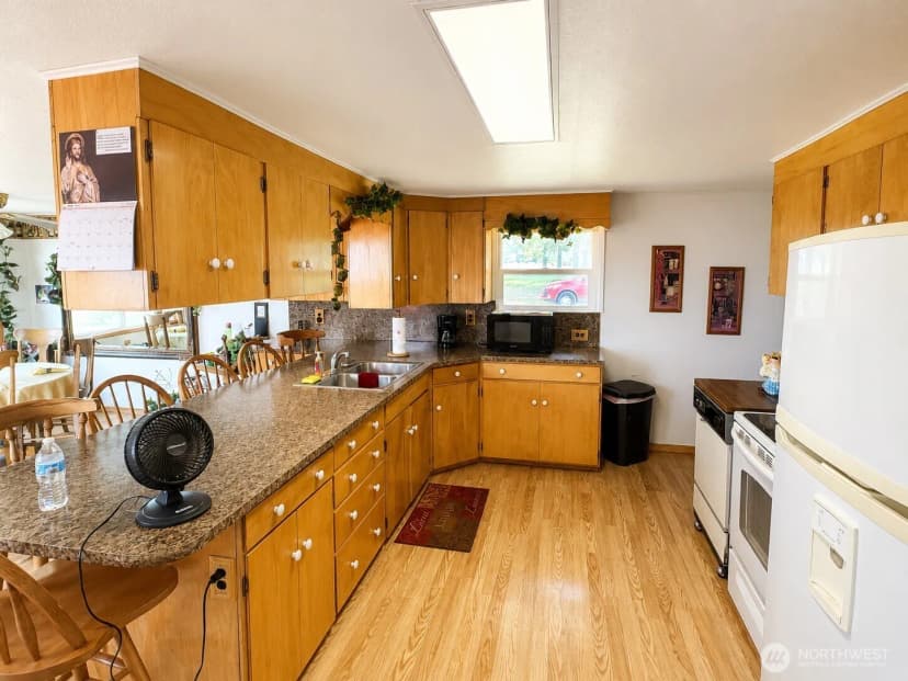 Property photo for 7 River Road W, Omak photo 7