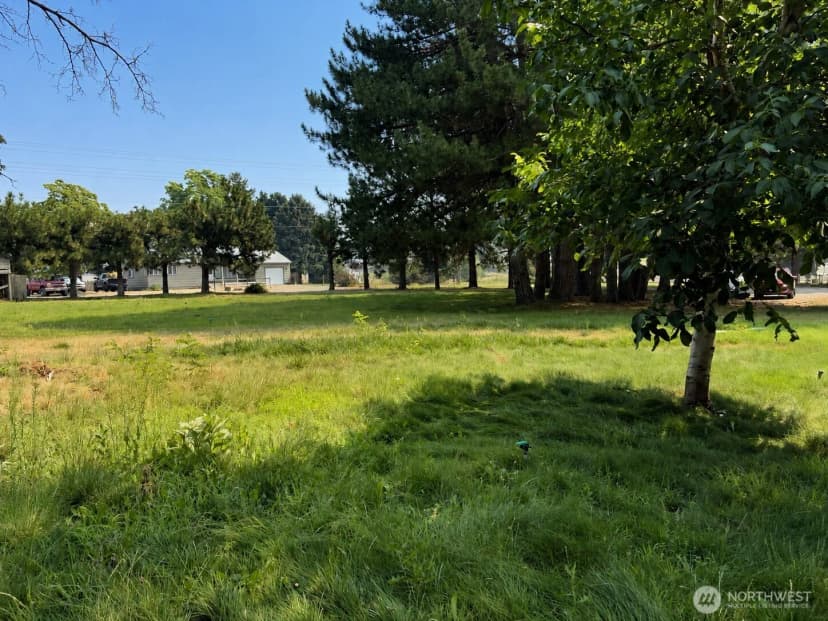 Property photo for 7 River Road W, Omak photo 24