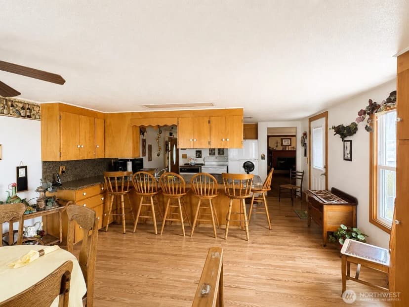 Property photo for 7 River Road W, Omak photo 8