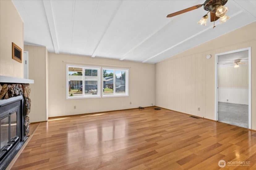 Property photo for 202 Marshall Street, Davenport photo 10
