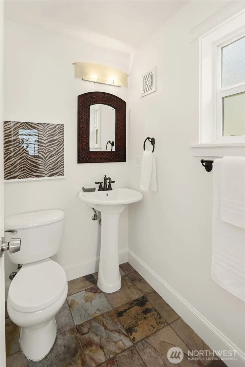 Property photo for 511 Martin Luther King Jr Way S, Seattle photo 13