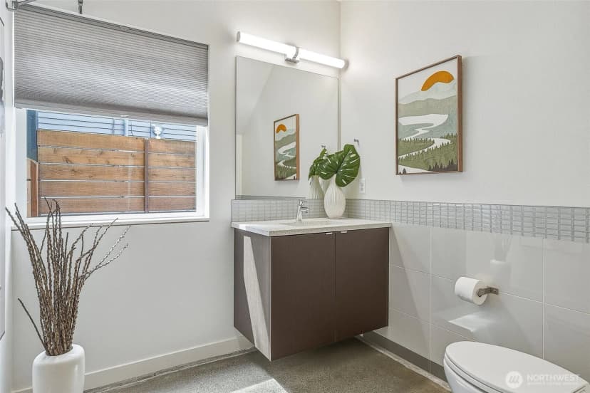 Property photo for 830 B 16th Ave, Seattle photo 19