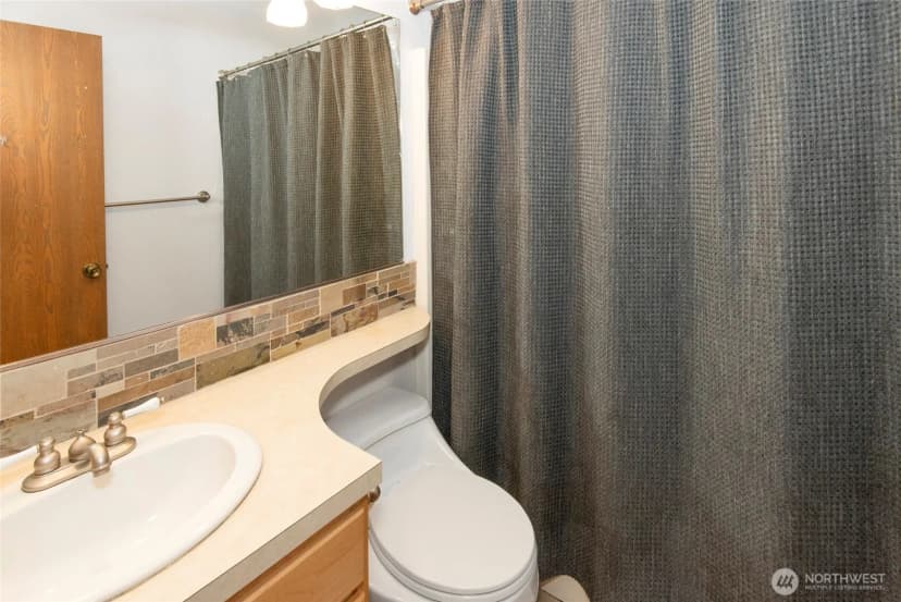 Property photo for 309 Highway 162 E, South Prairie photo 13