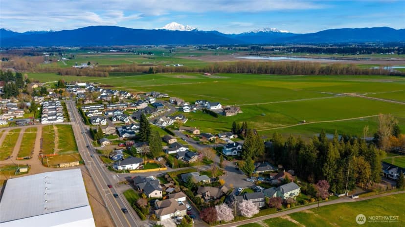 Property photo for 1802 Fairview Court, Lynden photo 30