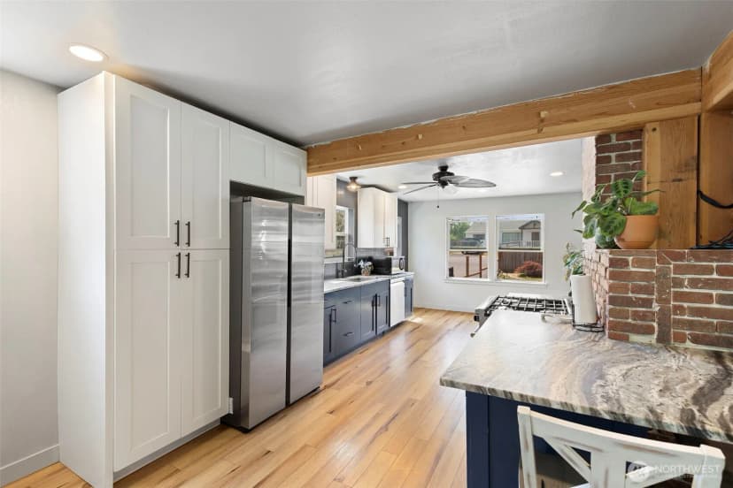 Property photo for 307 4th Street Steilacoom, Steilacoom photo 10