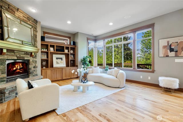 Property photo for 6611 Waterton Circle, Mukilteo photo 5