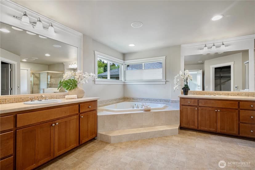 Property photo for 6611 Waterton Circle, Mukilteo photo 19
