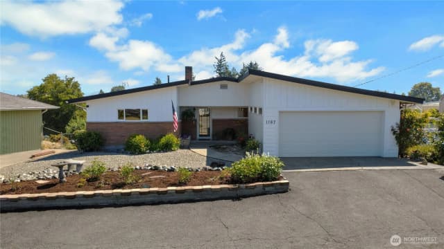 Property photo for 1167 Mckinley Street, Enumclaw