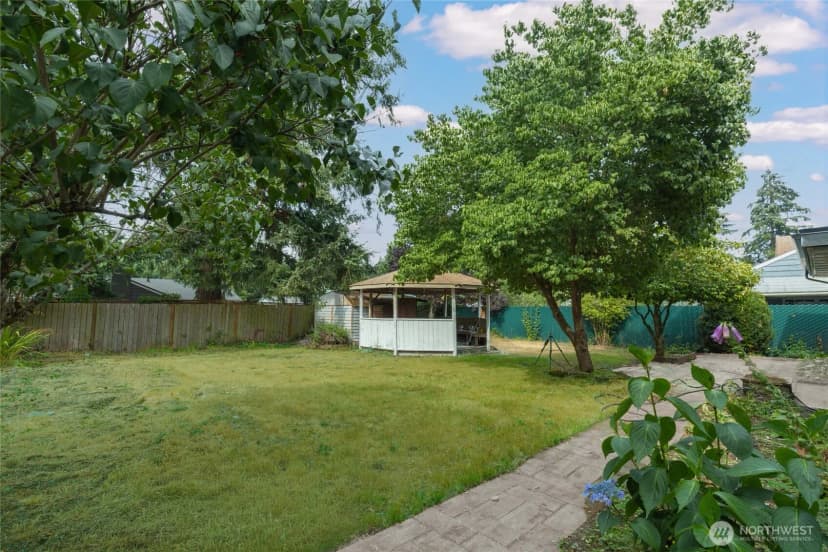 Property photo for 8407 Winona Street Sw, Lakewood photo 30