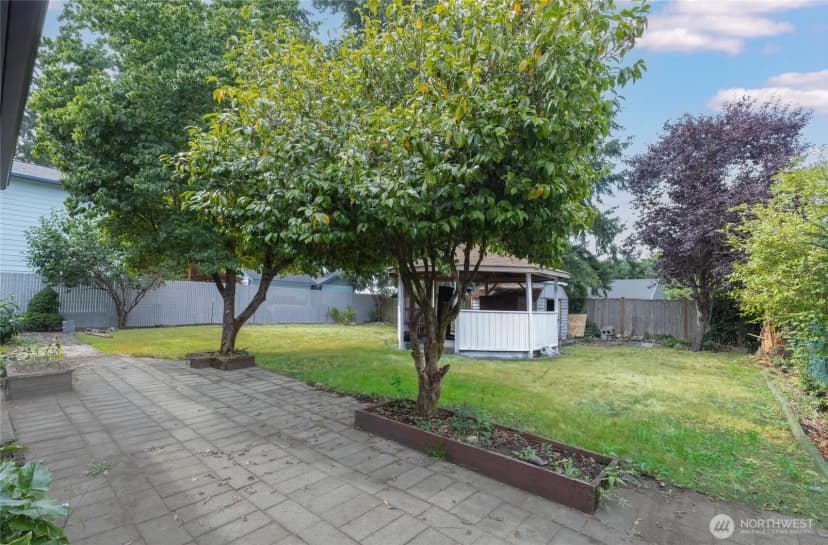 Property photo for 8407 Winona Street Sw, Lakewood photo 29
