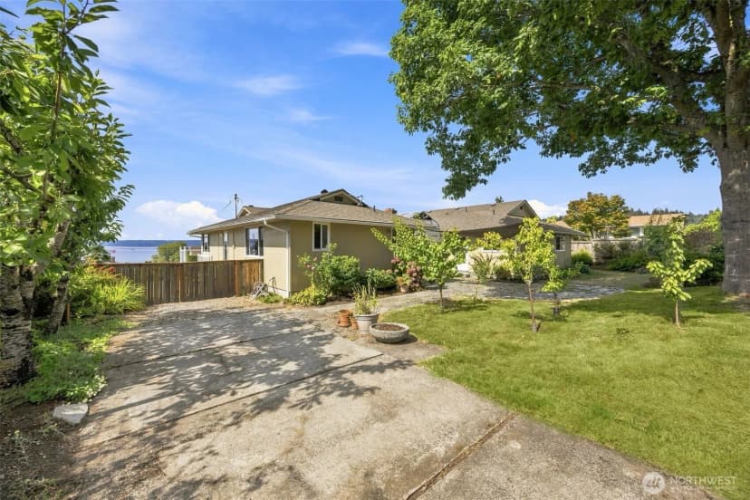 Property photo for 18134 Brittany Drive Sw, Normandy Park photo 31