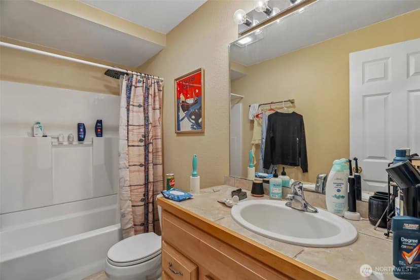 Property photo for 12037 100th Avenue Ne #103, Kirkland photo 32